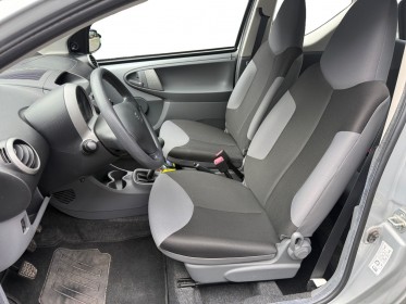 Peugeot 107 1.0e 12v 68ch blue lion urban occasion simplicicar les sables-d'olonne simplicicar simplicibike france