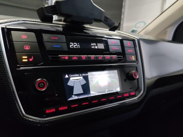 Volkswagen e-up! 2.0 83 electrique e-up sièges chauffants caméra de recul garantie 12 mois occasion simplicicar saint-jean...