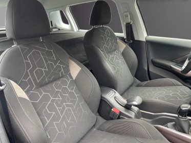 Peugeot 2008 active 92 ch 1.6 e-hdi fap 2 places attelage garantie 12 mois occasion montpellier (34) simplicicar simplicibike...