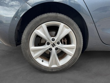 Seat leon 204ch e-hybrid fr dsg6 camera de recul carplay garantie 12 mois occasion montpellier (34) simplicicar simplicibike...