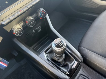 Renault clio v 5 blue dci 85 - carplay - attelage - garantie 12 mois occasion simplicicar nimes - rb auto simplicicar...