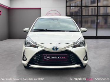 Toyota yaris hybride mc2 100h chic city nav rc18 garantie 12 mois occasion simplicicar vienne simplicicar simplicibike france