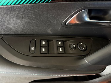 Peugeot 2008 puretech 100 ss bvm6 allure carplay caméra de recul garantie 12 mois occasion simplicicar marignane ...