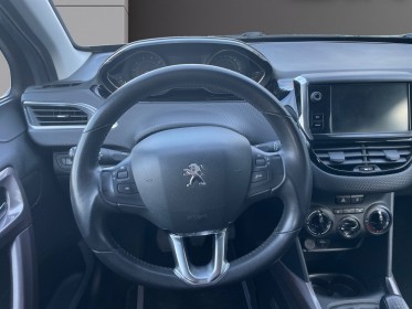 Peugeot 2008 1.2 puretech 110ch ss bvm5 allure / garantie 12 mois occasion osny simplicicar simplicibike france