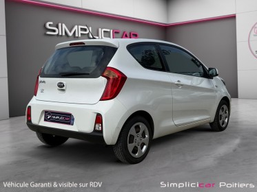 Kia picanto 1.0l 66 ch style climatisation vitres Électriques garantie 12 mois occasion simplicicar poitiers simplicicar...