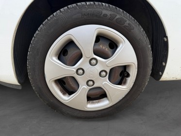 Kia picanto 1.0l 66 ch style climatisation vitres Électriques garantie 12 mois occasion simplicicar poitiers simplicicar...