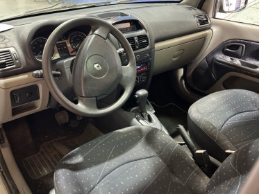 Renault clio 1.4i 16v expression proactive a - boite automatique - toit ouvrant - faible kilométrage occasion simplicicar...