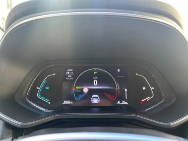 Renault clio v e-tech 140 - 21n business garantie 12 mois carplay caméra de recul aide à la conduite occasion paris 17ème...