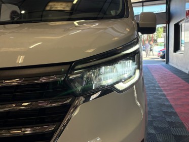 Renault trafic fourgon gn l2h1 3000 kg blue dci 170 edc grand confort occasion  simplicicar aix les bains simplicicar...