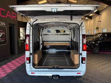 Renault trafic fourgon gn l2h1 3000 kg blue dci 170 edc grand confort occasion  simplicicar aix les bains simplicicar...