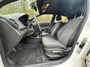 Hyundai i20 1.2 75 edition clim occasion simplicicar vaucresson simplicicar simplicibike france