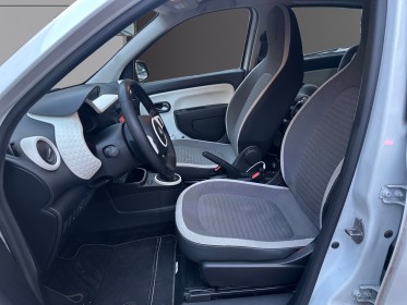 Renault twingo iii tce 95 zen garantie 12 mois sort de révision occasion simplicicar le raincy simplicicar simplicibike france