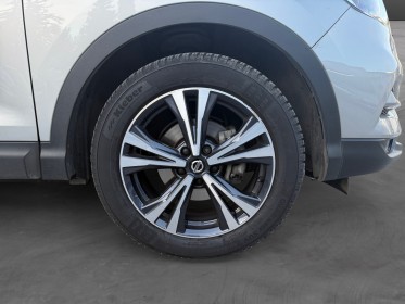 Nissan qashqai 2019 1.5 dci 115 dct n connecta camera 360 toit pano carplay entretien complet nissan garantie 12 mois...