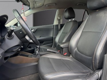 Kia stonic 1.0 t-gdi 100 ch isg bvm5 premium occasion simplicicar guadeloupe  simplicicar simplicibike france