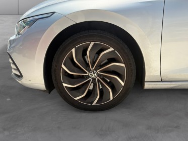 Volkswagen golf 2.0 tdi scr 115ch bvm6 life -climatisation automatique - caméra de recul - chargeur induction occasion...