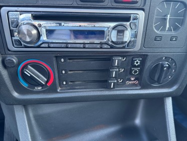 Bmw serie 3 e30 coupe 318 is occasion simplicicar grenoble simplicicar simplicibike france