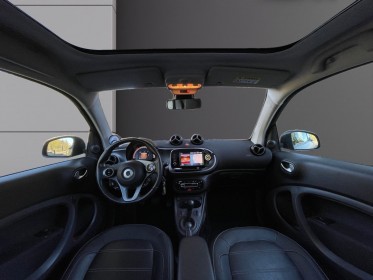 Smart fortwo coupe prime 1.0 71 ch ss ba6 camera de recul- toit panoramique - cuir -sieges chauffants - faible kilometrage...