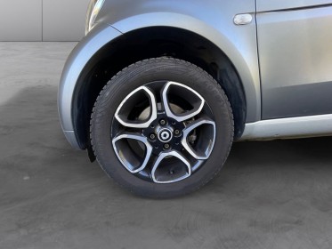 Smart fortwo coupe prime 1.0 71 ch ss ba6 camera de recul- toit panoramique - cuir -sieges chauffants - faible kilometrage...