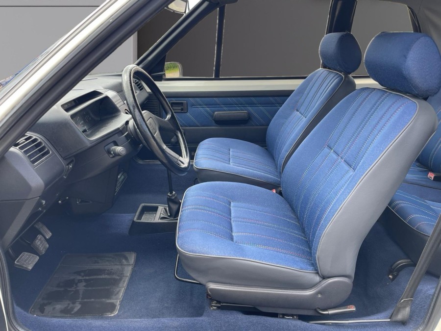 PEUGEOT d'occasion 205 CABRIOLET CG de 1991 Tours (37)﻿