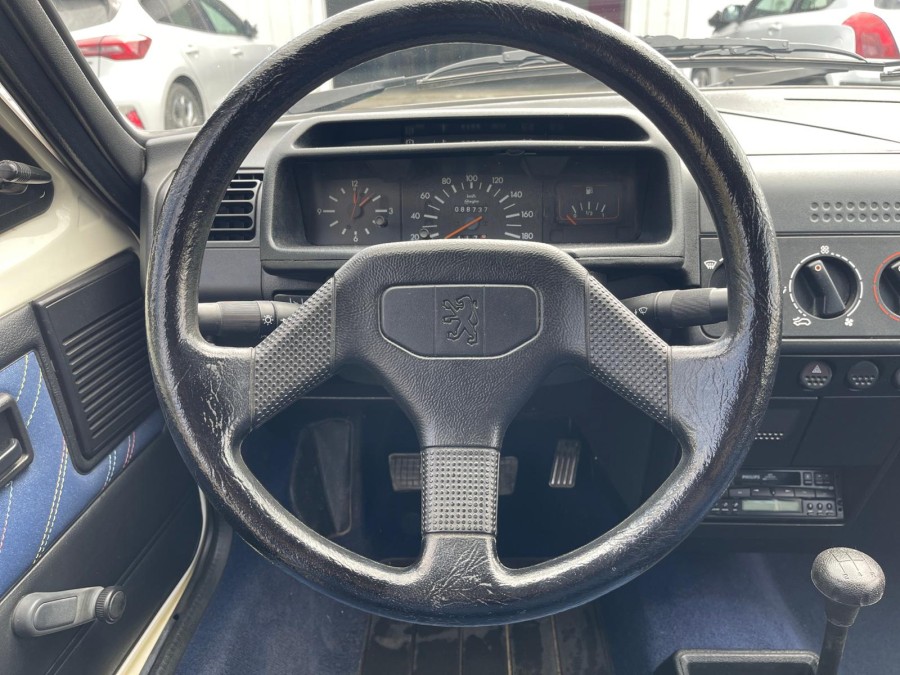 PEUGEOT d'occasion 205 CABRIOLET CG de 1991 Tours (37)﻿