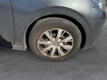 Peugeot 208 1.6 bluehdi 75ch bvm5 active occasion simplicicar lille  simplicicar simplicibike france