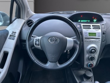 Toyota yaris ii 1.3 - 87 vvt-i multimedia multimode garantie 12 mois occasion simplicicar vienne simplicicar simplicibike...