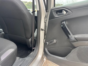 Peugeot 208 1.2 vti 82ch bvm5 active occasion  simplicicar nice - pfvauto simplicicar simplicibike france