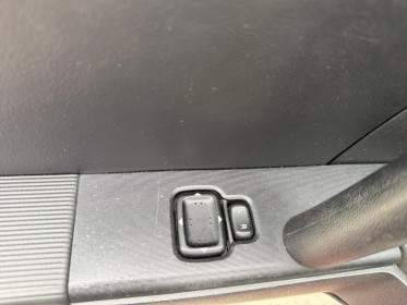 Mazda mx-5 2.0l 160 roadster sièges chauffant clim auto garantie 12 mois occasion simplicicar marignane  simplicicar...