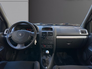 Renault clio campus 1.2 60 eco2 campus.com - climatisation - disribution neuve - faible kilométrage - garantie 12 mois...