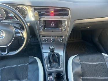 Volkswagen golf 1.2 tsi 85 bluemotion technology trendline occasion cannes (06) simplicicar simplicibike france