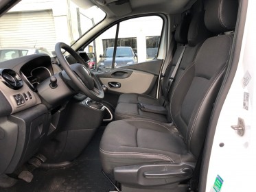 Renault trafic fourgon gn l1h1 1200 kg dci 115 grand confort entretien complet garantie 12 mois occasion simplicicar royan...