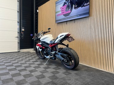 Triumph street triple 675 occasion simplicicar pau simplicicar simplicibike france