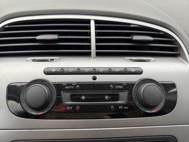 Seat altea xl 1.6 tdi 105 ch/distribution à jours et garantie 12 mois occasion simplicicar salon de provence simplicicar...