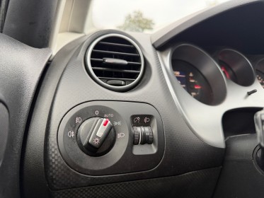 Seat altea xl 1.6 tdi 105 ch/distribution à jours et garantie 12 mois occasion simplicicar salon de provence simplicicar...