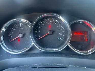 Dacia sandero 1.2 16v 75 lauréate - 1ère main - entretien dacia - courroie distribution faite occasion simplicicar orgeval ...