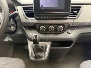 Renault trafic burstner 150ch limited bc5002 garantie 12mois minimum occasion simplicicar pontarlier auto  simplicicar...