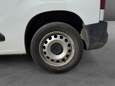 Citroen berlingo fourgon van m 650 bluehdi 130 ss bvm6 carplay attelage galerie radars av/ar caméra garantie 12 mois...