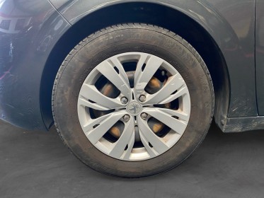 Peugeot 208 1.2 vti 82ch bvm5 active - garantie 12 mois - distribution ok occasion simplicicar brest simplicicar simplicibike...