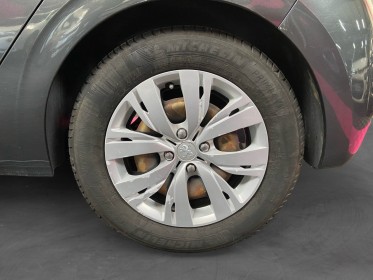 Peugeot 208 1.2 vti 82ch bvm5 active - garantie 12 mois - distribution ok occasion simplicicar brest simplicicar simplicibike...