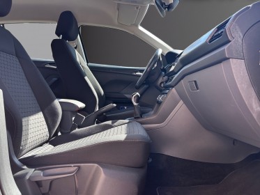 Volkswagen t-cross 1.0 tsi 95 start/stop bvm5 lounge occasion cannes (06) simplicicar simplicibike france