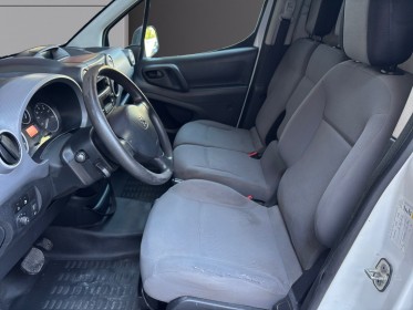 Peugeot partner fourgon electric 121 l2 pack clim état batterie soh ok  garantie 12 mois occasion simplicicar pertuis ...