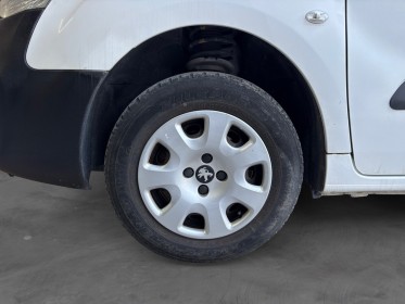 Peugeot partner fourgon electric 121 l2 pack clim état batterie soh ok  garantie 12 mois occasion simplicicar pertuis ...