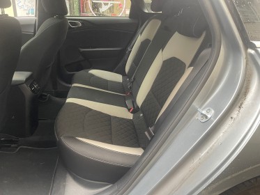 Kia ceed 1.0 t-gdi 120 ch isg bvm6 gt line occasion paris 15ème (75) simplicicar simplicibike france