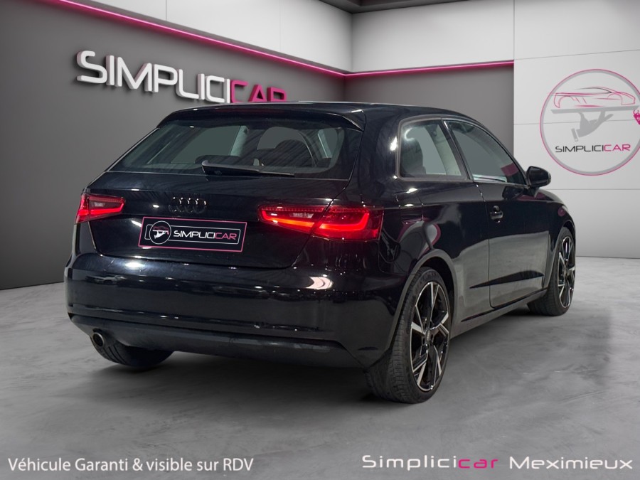 AUDI d'occasion A3 1.6 TDI 105 S TRONIC de 2014 Meximeux (01)﻿