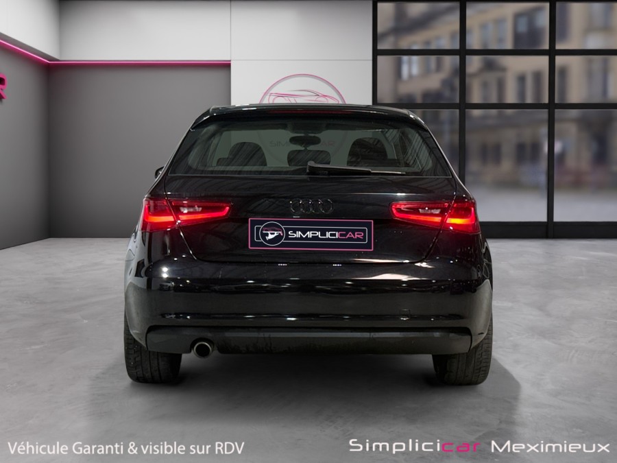 AUDI d'occasion A3 1.6 TDI 105 S TRONIC de 2014 Meximeux (01)﻿