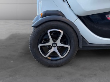 Renault twizy 80 attention permis de conduire nécéssaire garantie 12 mois occasion simplicicar mery-sur-oise simplicicar...