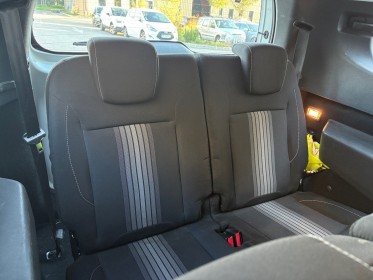 Dacia lodgy blue dci 115 7 places sl techroad  garantie 12mois occasion simplicicar lyon nord simplicicar simplicibike france