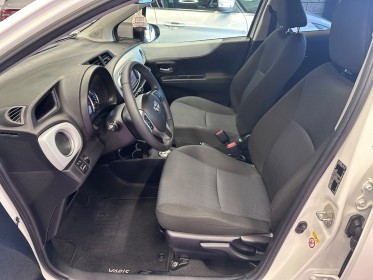 Toyota yaris hybride 100h style full entretien camera de recul garantie 12 mois occasion simplicicar villebon-sur-yvette...