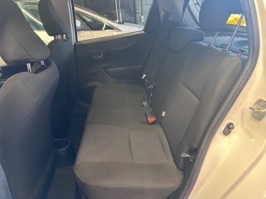 Toyota yaris hybride 100h style full entretien camera de recul garantie 12 mois occasion simplicicar villebon-sur-yvette...