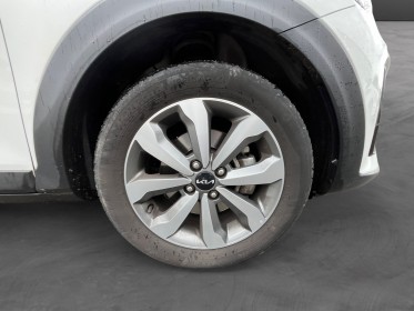 Kia stonic 1.0 t-gdi 100 ch bvm6 active occasion simplicicar limoges  simplicicar simplicibike france